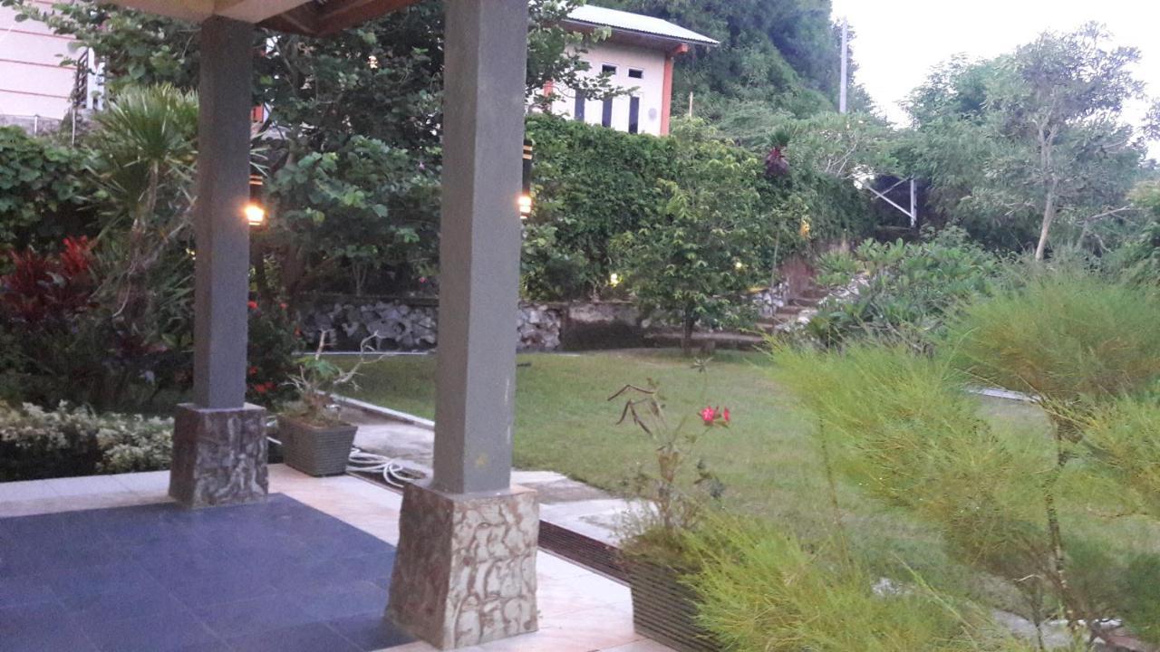 G-Rima Home Stay Labuan Bajo Exterior photo