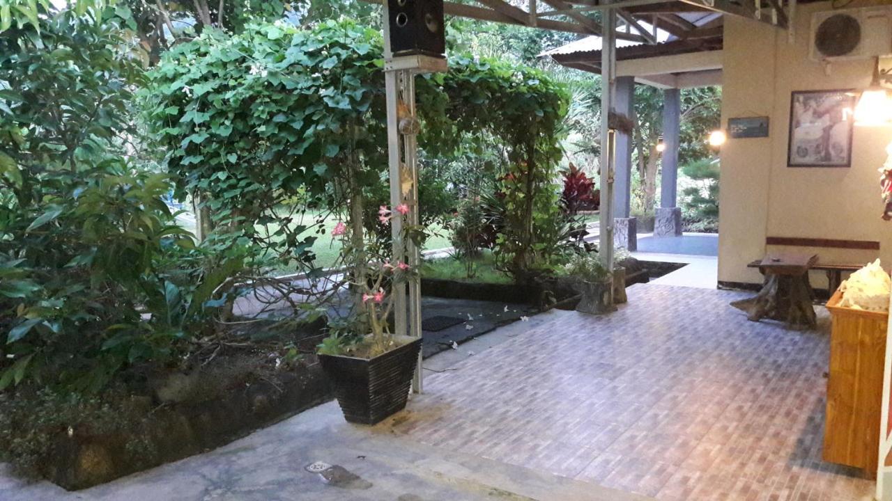 G-Rima Home Stay Labuan Bajo Exterior photo