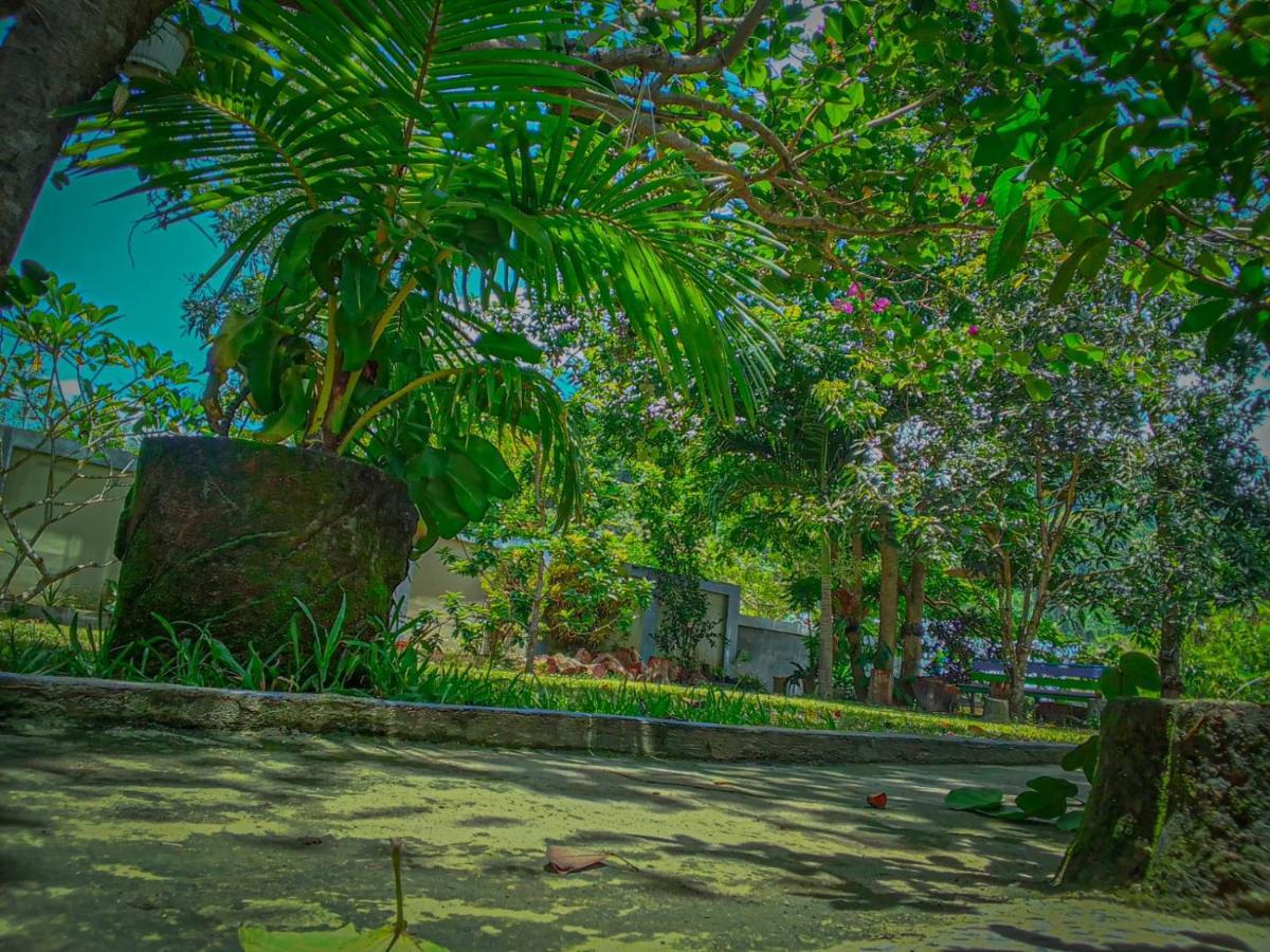 G-Rima Home Stay Labuan Bajo Exterior photo