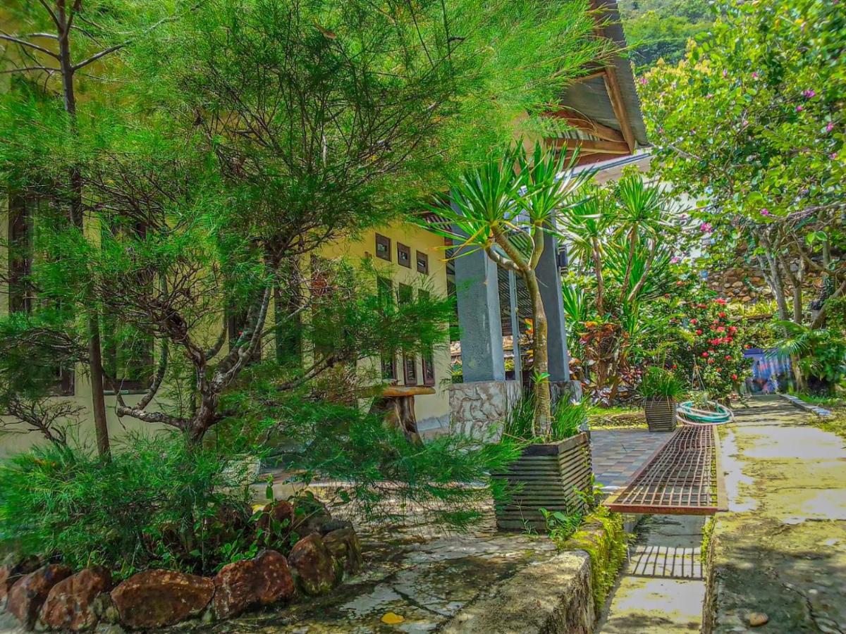 G-Rima Home Stay Labuan Bajo Exterior photo